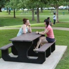 8' Recycled Picnic Table